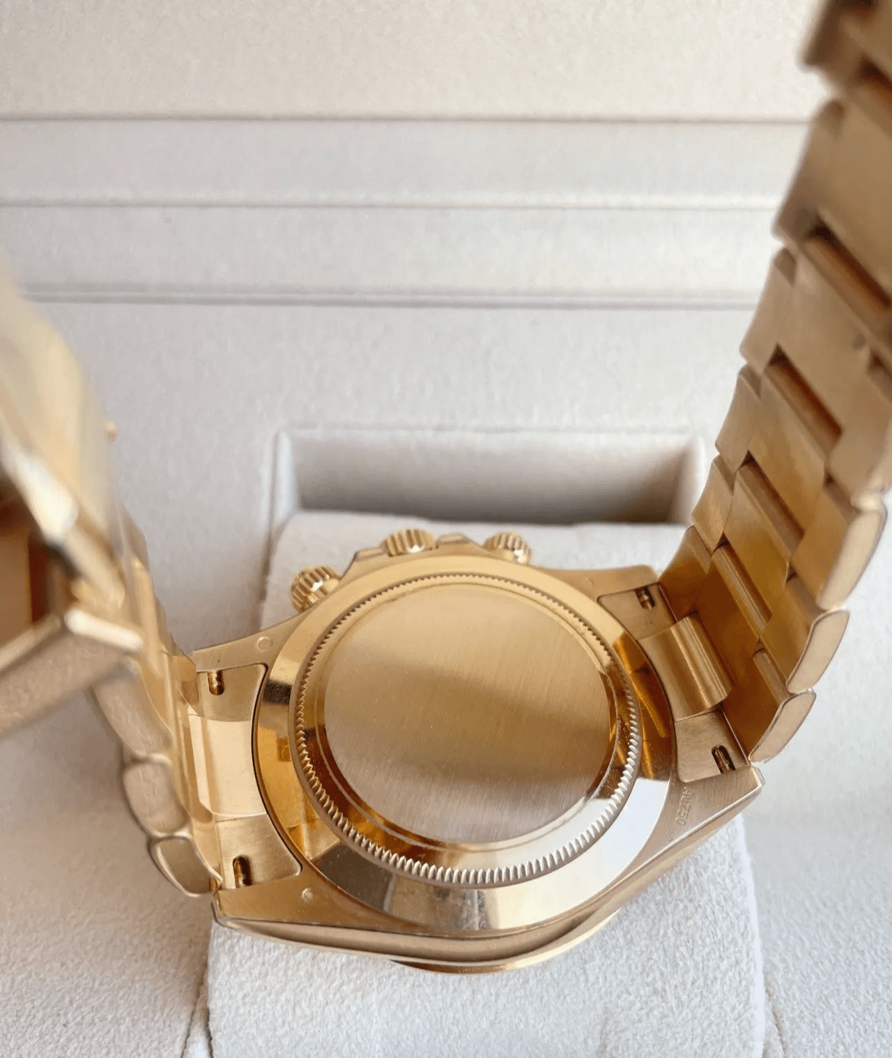 Rolex 116508 solid gold case back rear photo casual collector watch Rolex 116508 solid gold case back rear photo casual collector watch